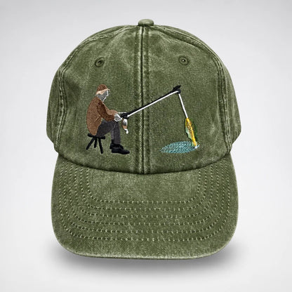 🎣 Catch of the Day Interactive Fishing Cap – Vintage Washed Moving Fish Hat