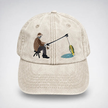 🎣 Catch of the Day Interactive Fishing Cap – Vintage Washed Moving Fish Hat